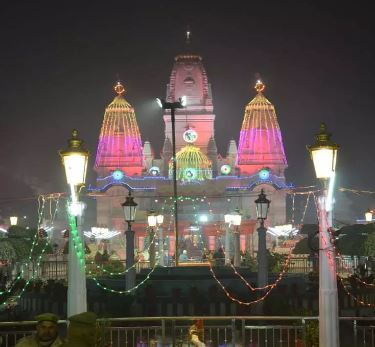 गोरखनाथ मंदिर खिचड़ी मेले में बहती है श्रद्धा